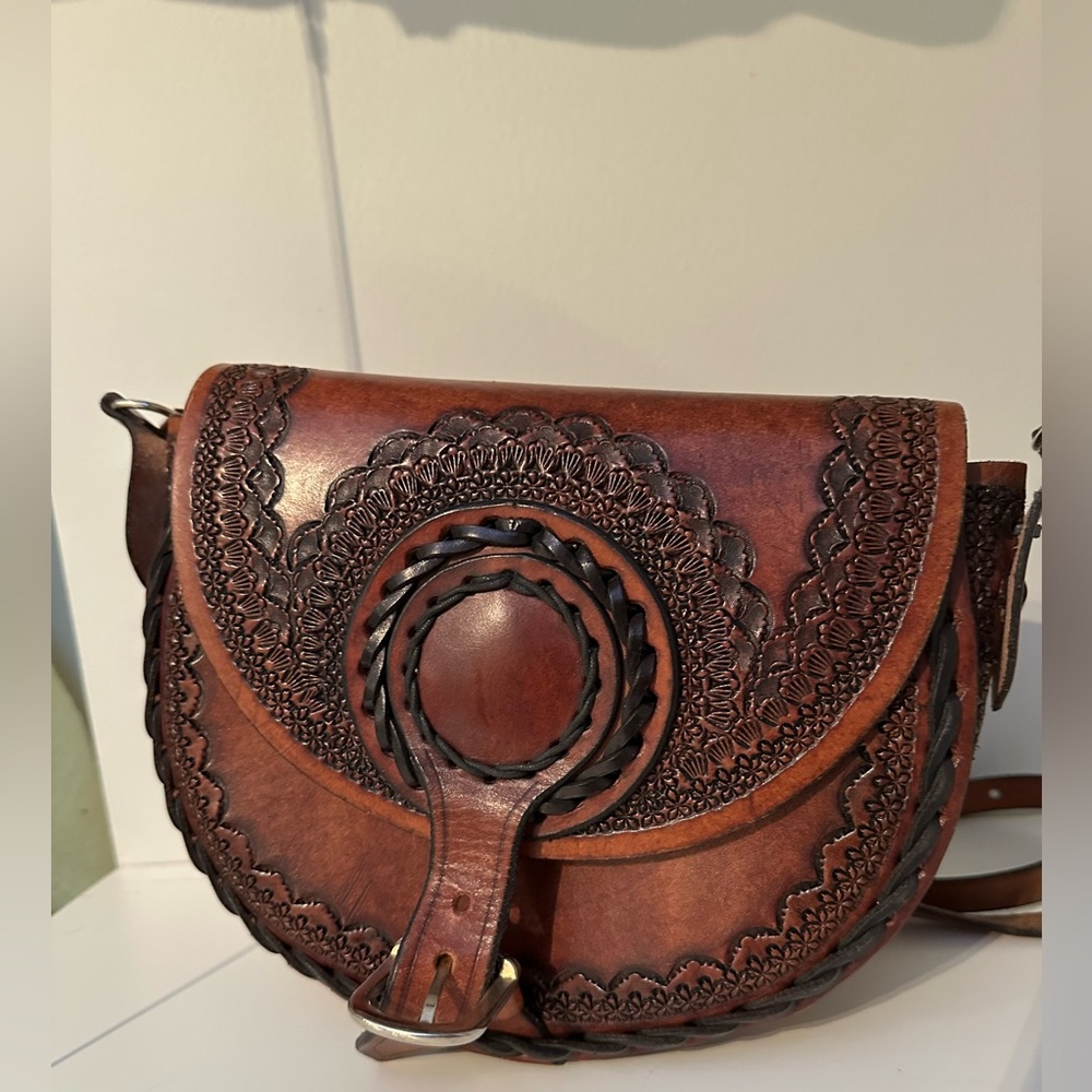 Beautiful leather hand tooled bag - Picture 3 of 7